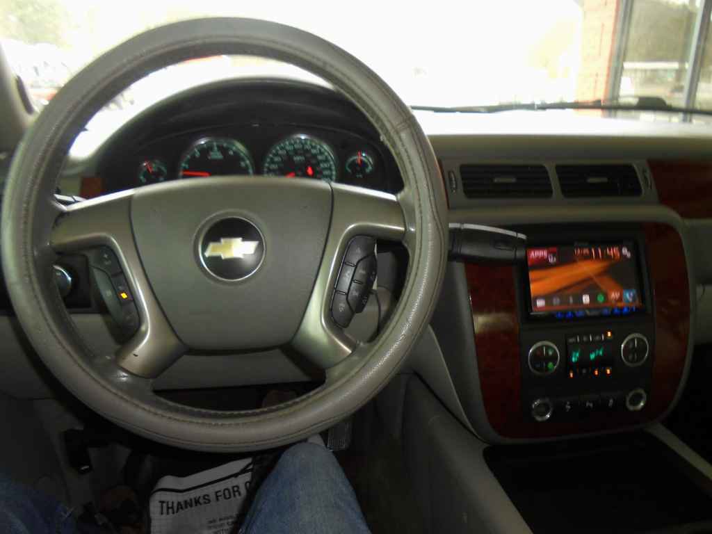 Used 2012 Chevrolet Avalanche LT w/ All-Star Edition image 6