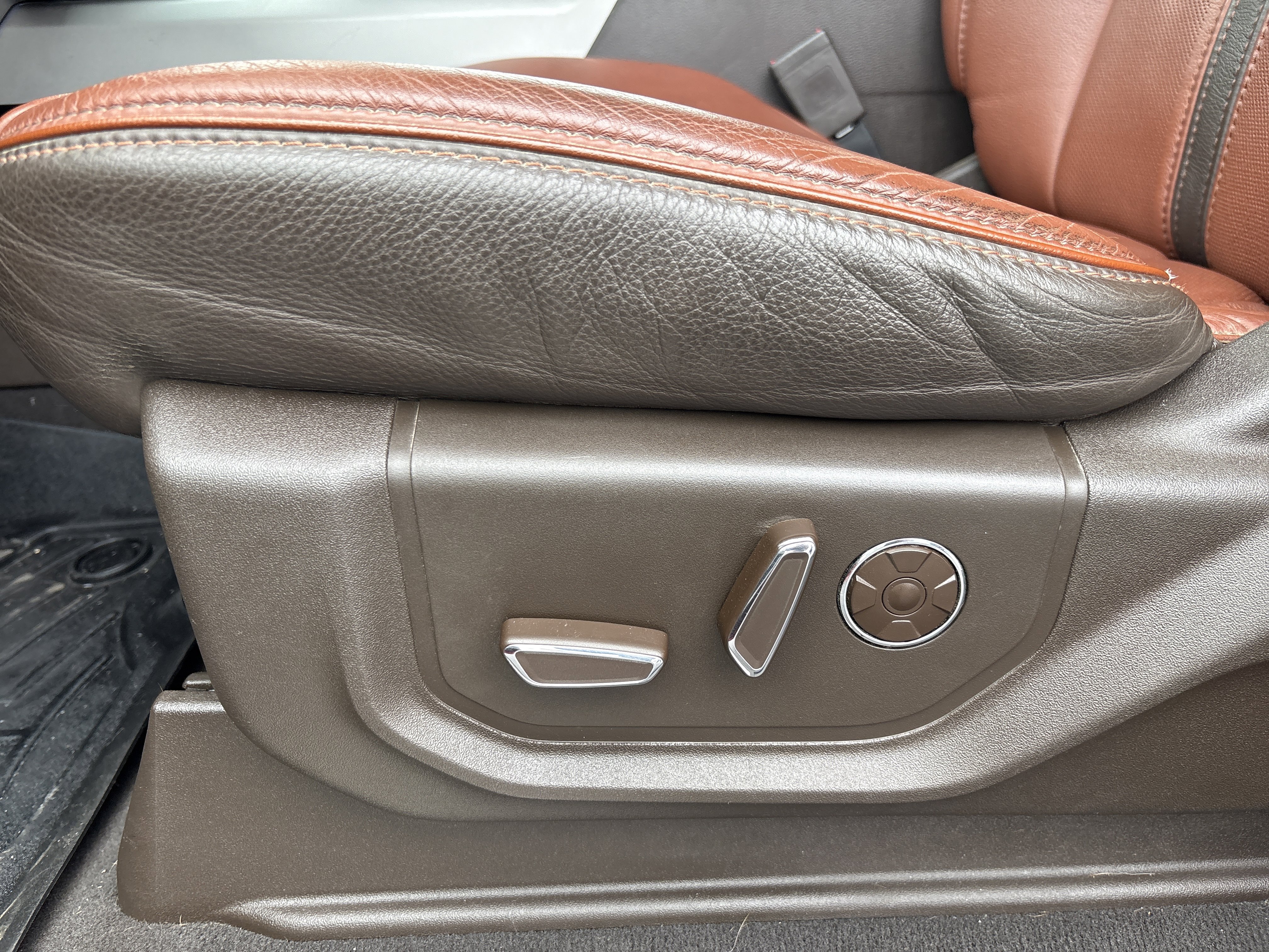 Used 2020 Ford F250 King Ranch w/ King Ranch Ultimate Package image 19