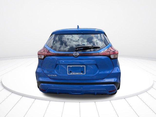 Used 2023 Nissan Kicks S FWD image 4