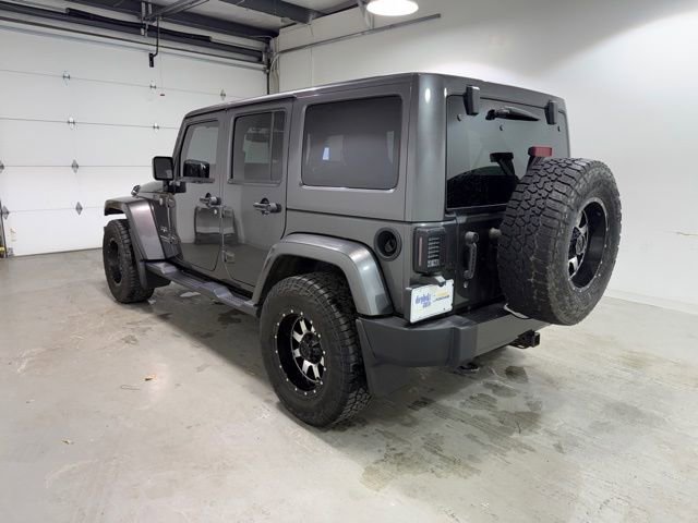 Used 2017 Jeep Wrangler Unlimited Sahara w/ Dual Top Group image 5
