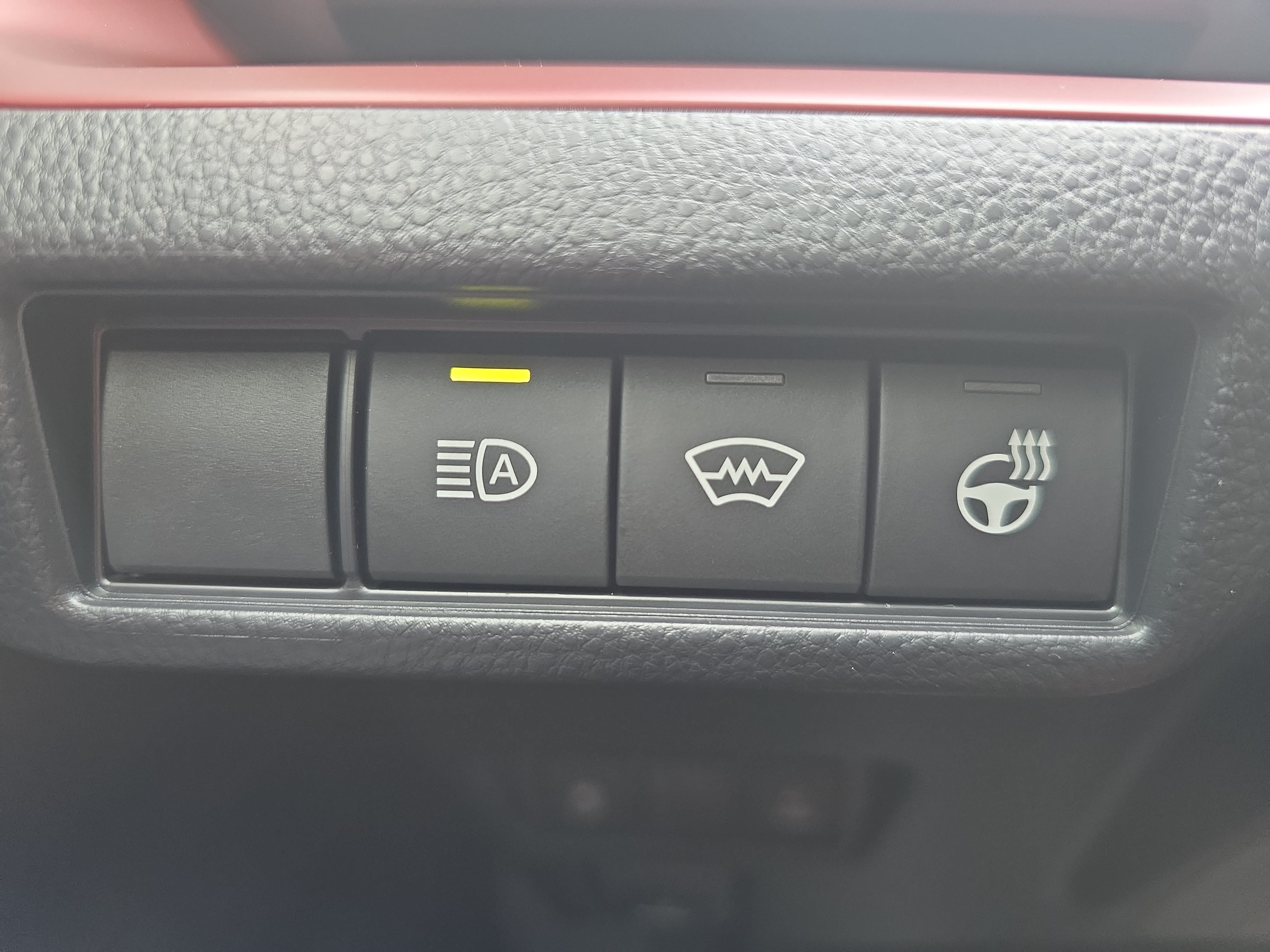 New 2027 Toyota Prius Plug-In Hybrid FWD image 22