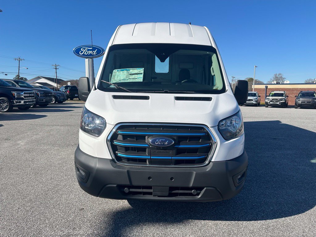 New 2023 Ford E-Transit 148 High Roof w/ Load Area Protection Package RWD image 8