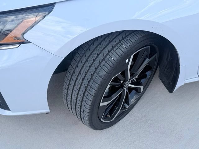 Certified 2025 Nissan Altima 2.5 SR FWD image 34