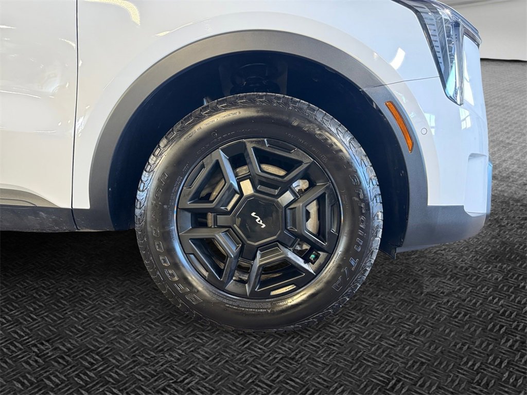 Certified 2024 Kia Sorento SX Prestige image 11
