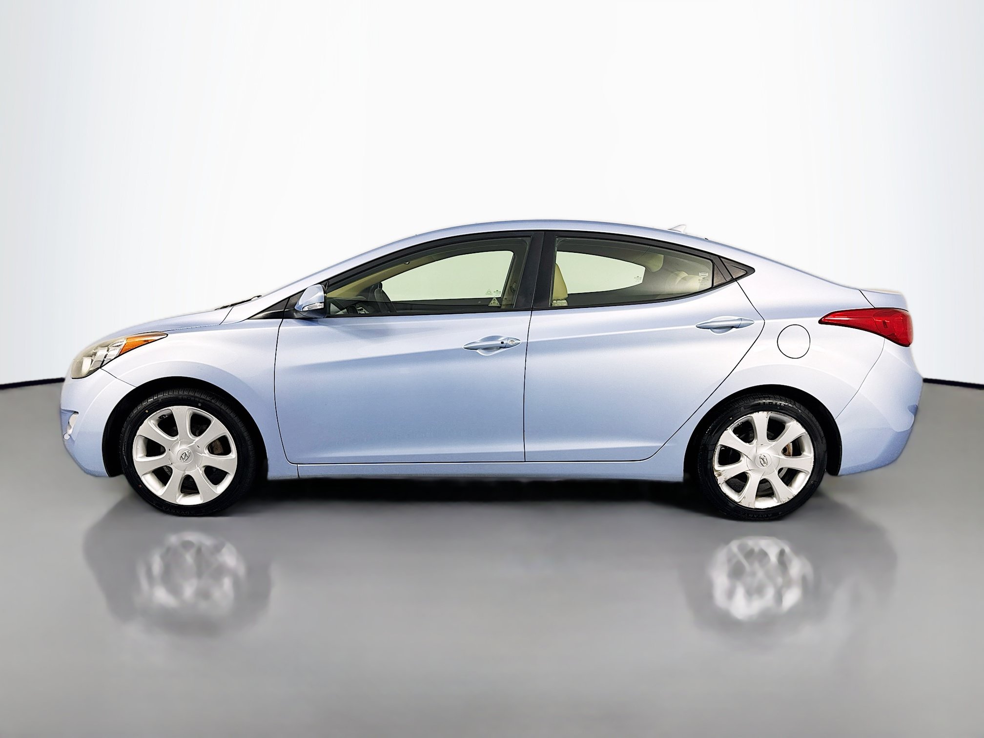 Used 2012 Hyundai Elantra Limited w/ Technology Pkg 5 FWD image 8