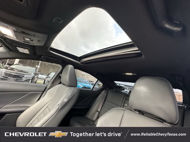 Used 2023 Lexus IS 350 F Sport w/ Memory Package RWD image 31
