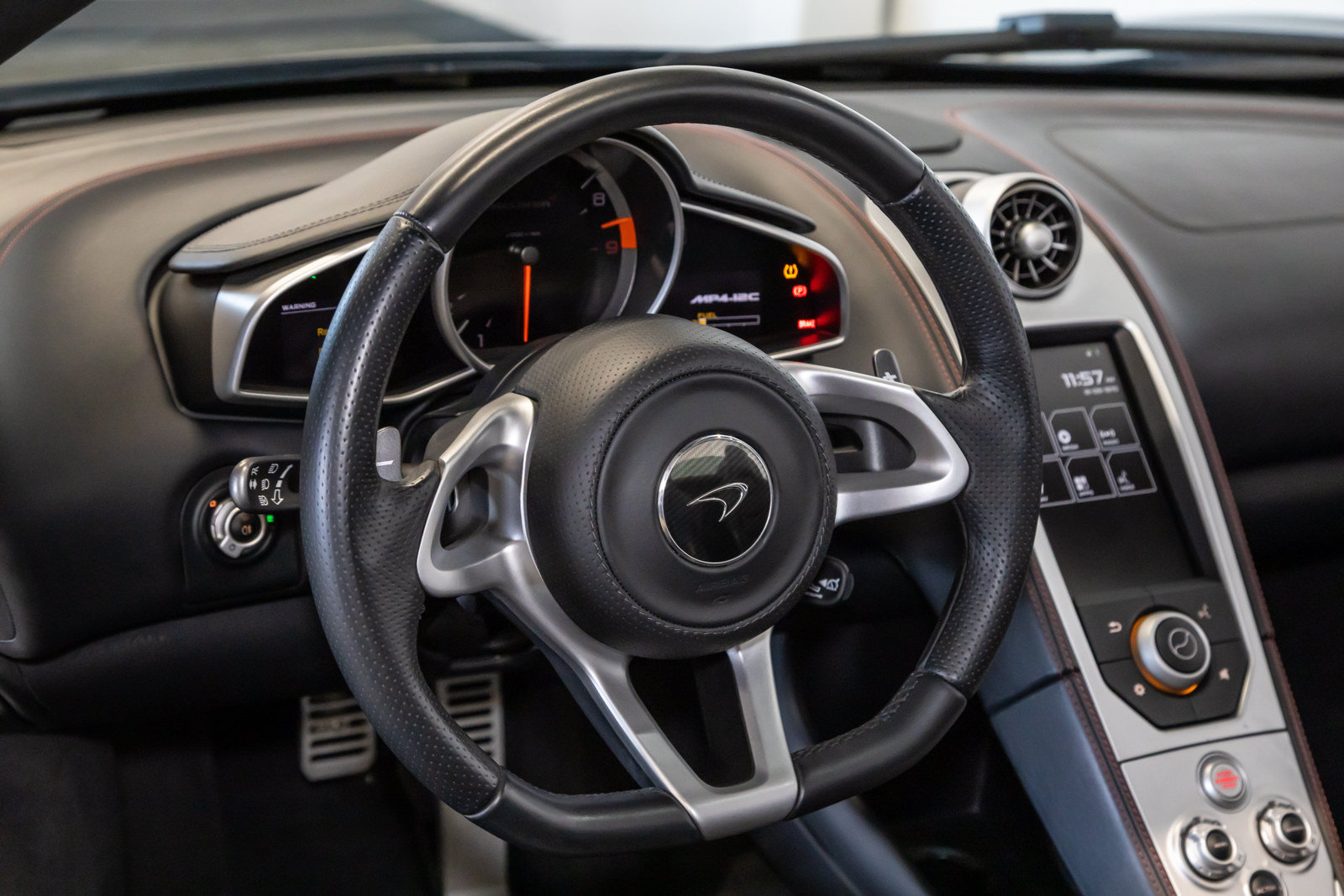 Used 2013 McLaren MP4-12C Spider RWD image 39