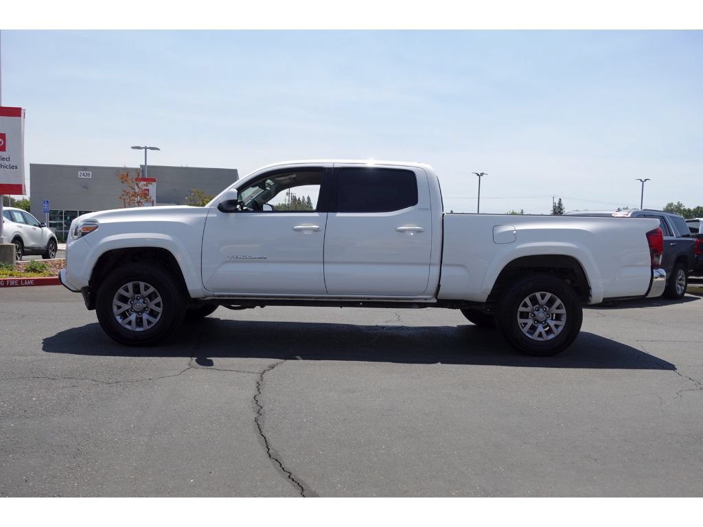 Used 2018 Toyota Tacoma SR5 RWD image 6