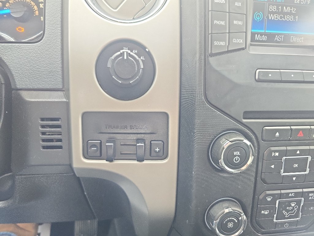Used 2014 Ford F150 XLT w/ Equipment Group 302A Luxury AWD/4WD image 29