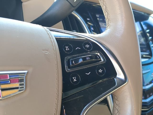 Used 2020 Cadillac Escalade Platinum image 30