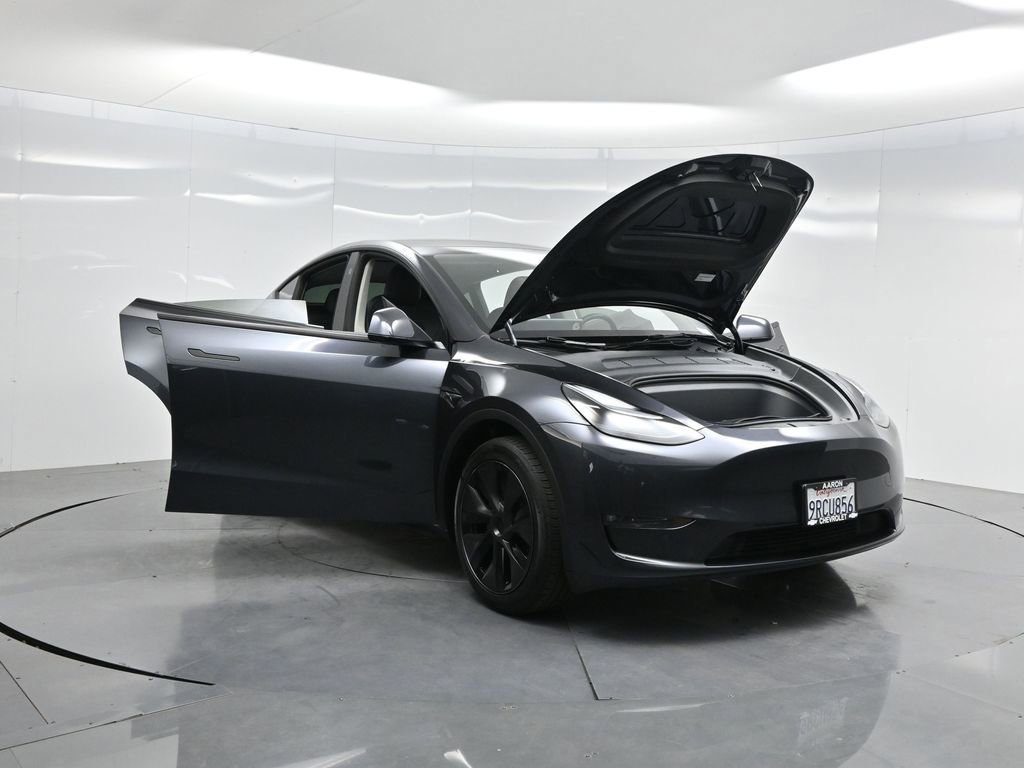 Used 2025 Tesla Model Y Long Range AWD/4WD image 48