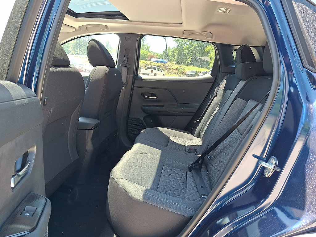 New 2026 Nissan Kicks SV w/ SV Premium Package AWD/4WD image 5