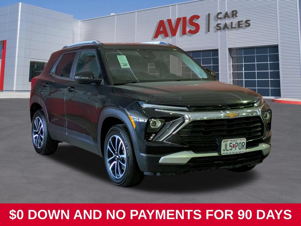 Used 2025 Chevrolet TrailBlazer LT AWD/4WD image 3