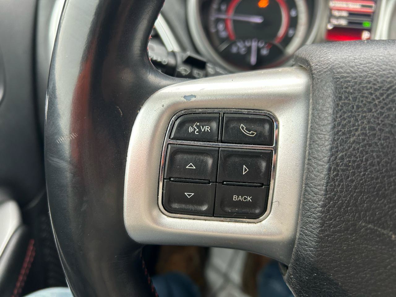 Used 2018 Dodge Journey GT FWD image 19