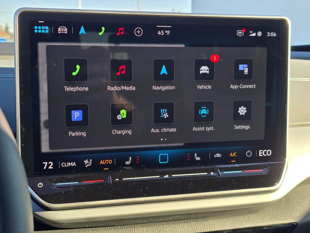New 2026 Volkswagen ID.4 Pro AWD/4WD image 25