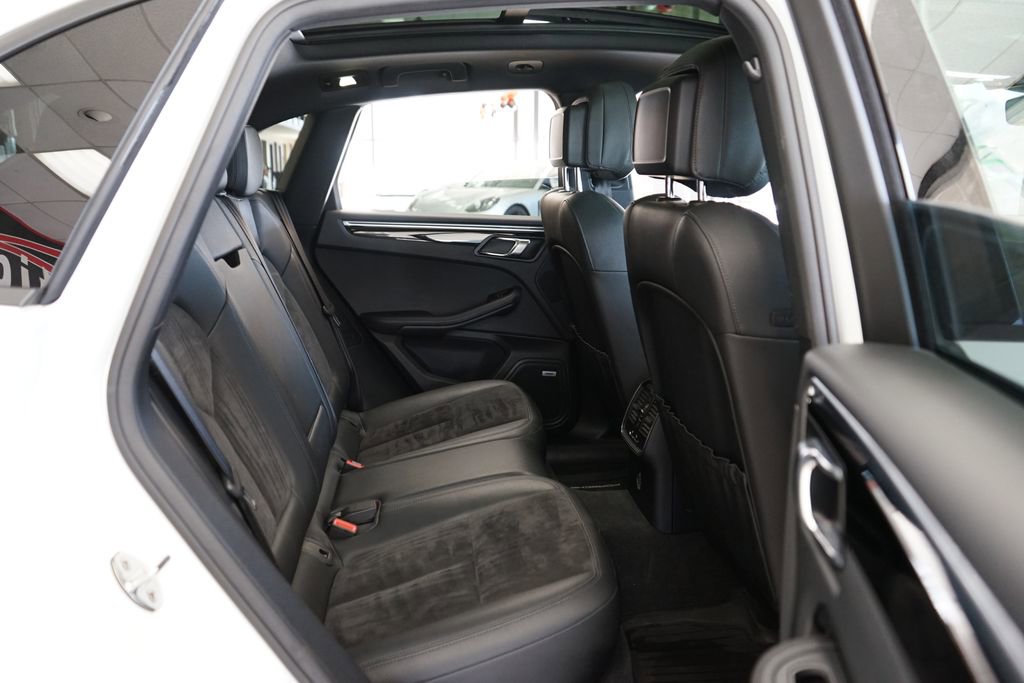 Used 2019 Porsche Macan image 13
