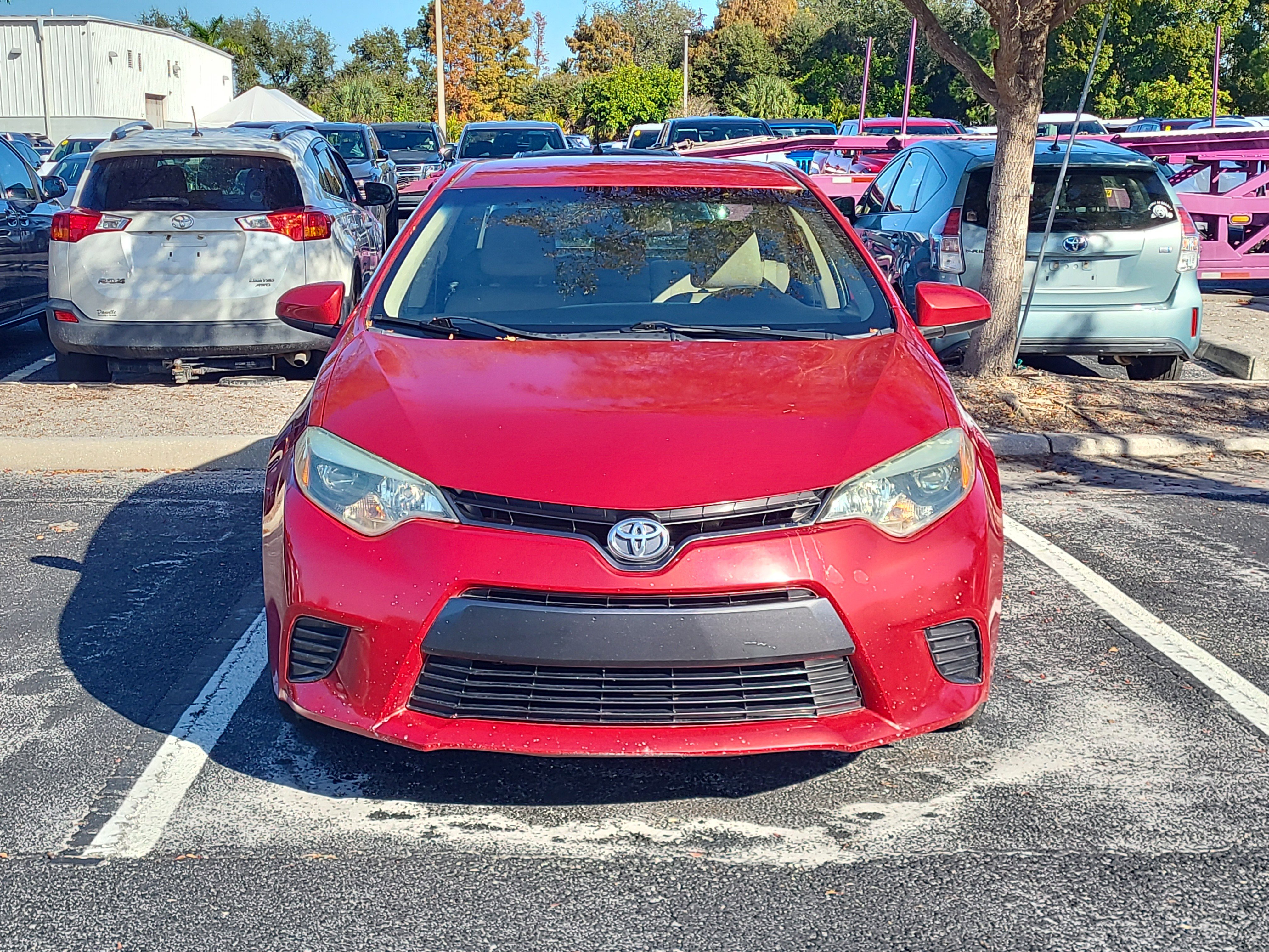 Used 2015 Toyota Corolla image 2
