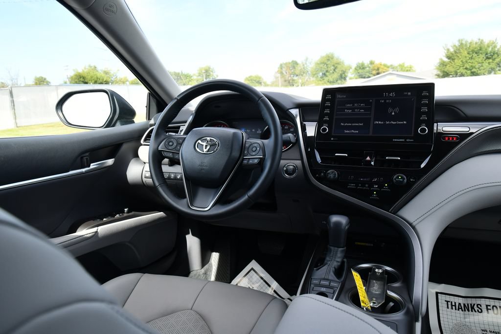 Used 2023 Toyota Camry XSE w/ Cold Weather Package FWD image 21