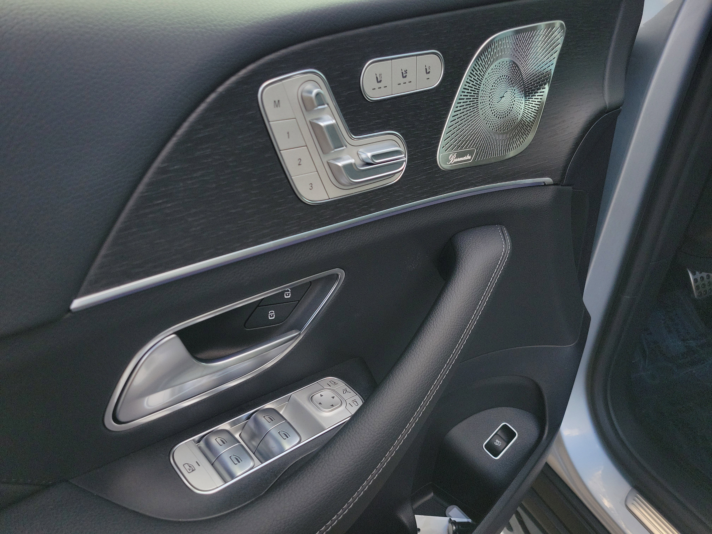 New 2026 Mercedes-Benz GLS 450 4MATIC image 17
