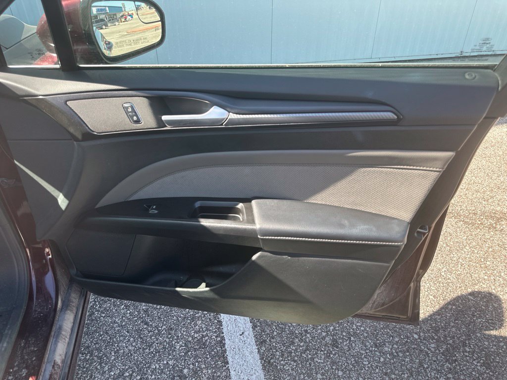 Used 2017 Ford Fusion Sport AWD/4WD image 31