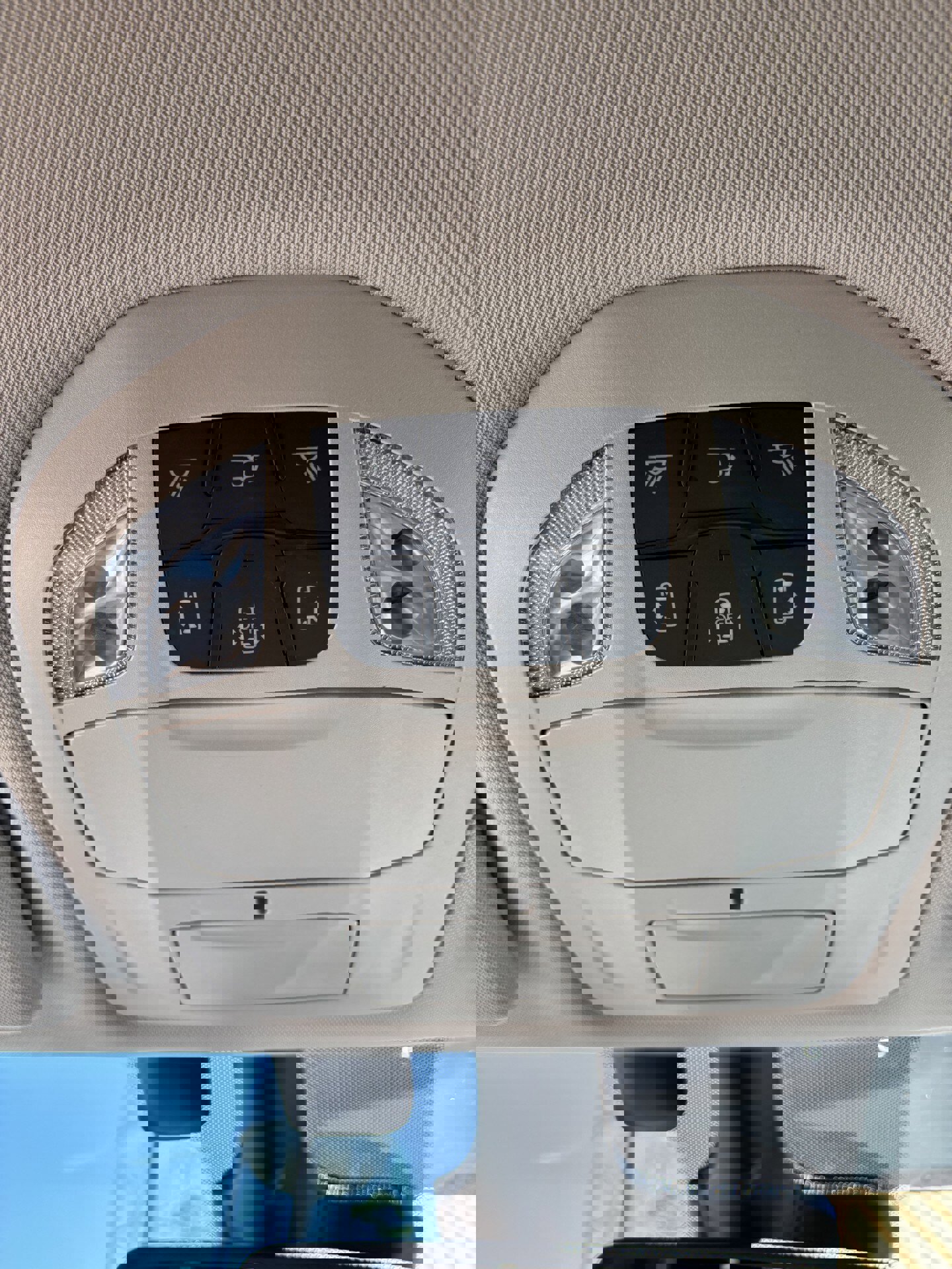 Used 2022 Chrysler Pacifica Touring-L w/ Uconnect Theater Family Group image 19