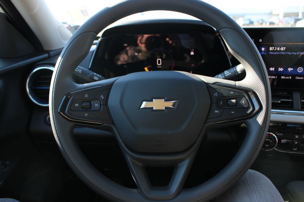 New 2026 Chevrolet Trax LT w/ Sunroof Package image 30