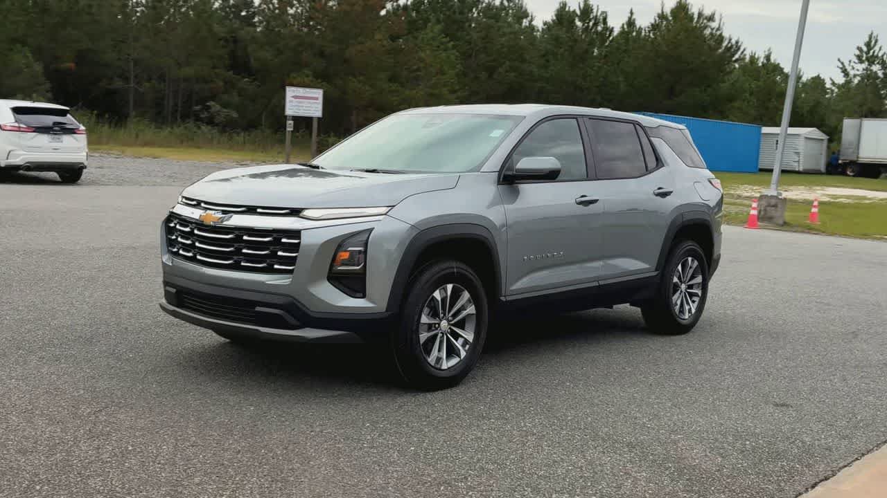 New 2027 Chevrolet Equinox LT FWD image 4
