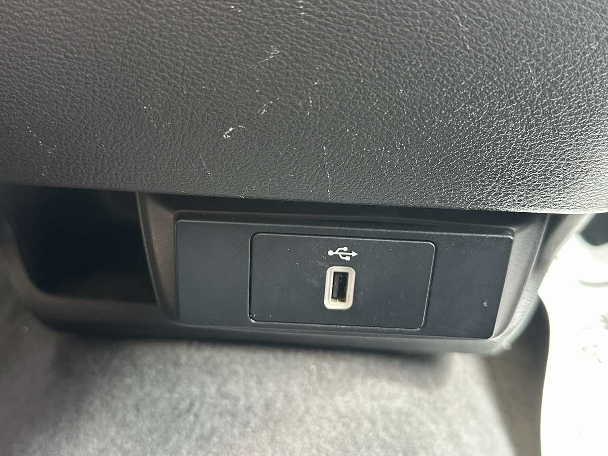 Used 2017 Ford Transit 350 XLT RWD image 32