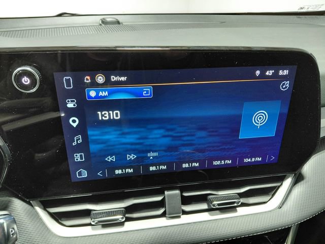 Used 2025 Chevrolet Equinox LT image 27