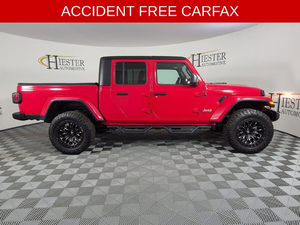 Used 2023 Jeep Gladiator Overland AWD/4WD image 3