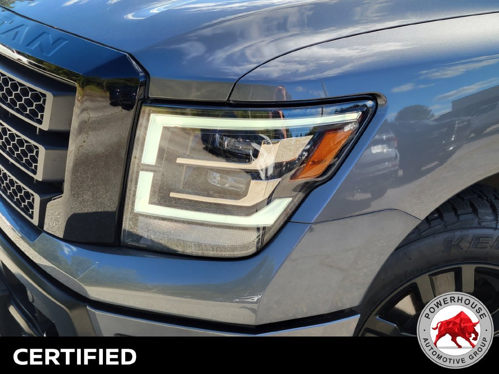 Used 2024 Nissan Titan SV w/ SV Convenience Package RWD image 11