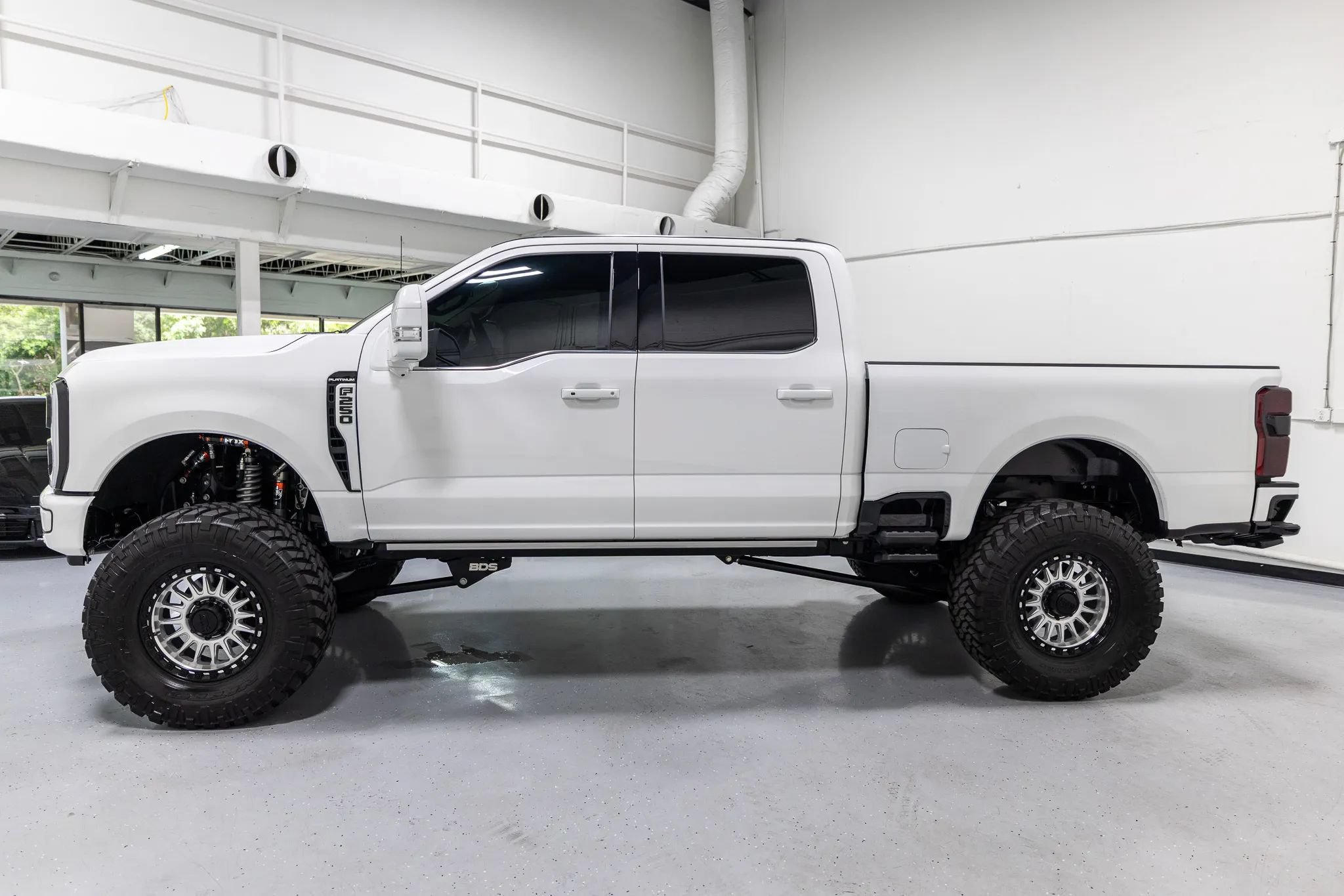 Used 2025 Ford F250 Platinum w/ Platinum Plus Package AWD/4WD image 15