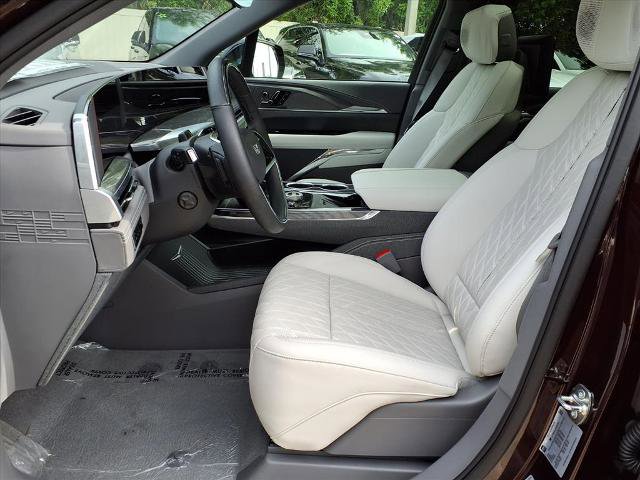 New 2026 Cadillac Escalade IQ Luxury 1 w/ LPO, Floor Liner Package image 13