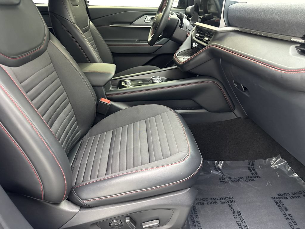 Used 2025 Ford Explorer ST-Line w/ Premium Package RWD image 44