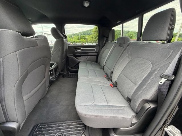 Used 2022 RAM 1500 Big Horn AWD/4WD image 36