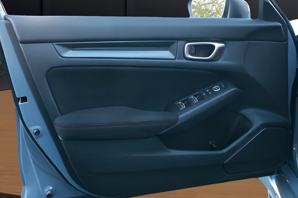 Used 2025 Honda Civic Type R image 32