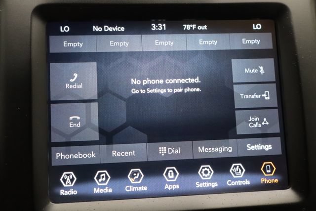 Used 2021 Jeep Cherokee Latitude Lux w/ Comfort/Convenience Group AWD/4WD image 37