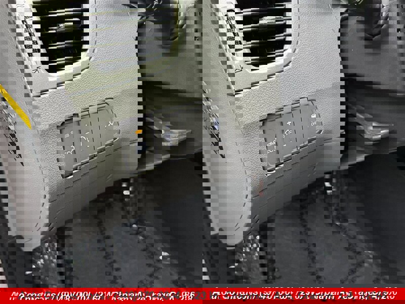 Used 2012 Hyundai Elantra GLS image 17