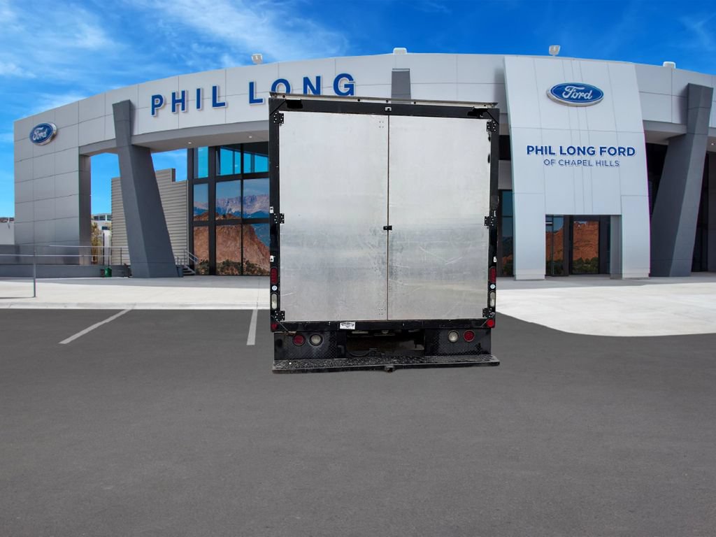 Used 2016 Ford E-450 and Econoline 450 Super Duty RWD image 4