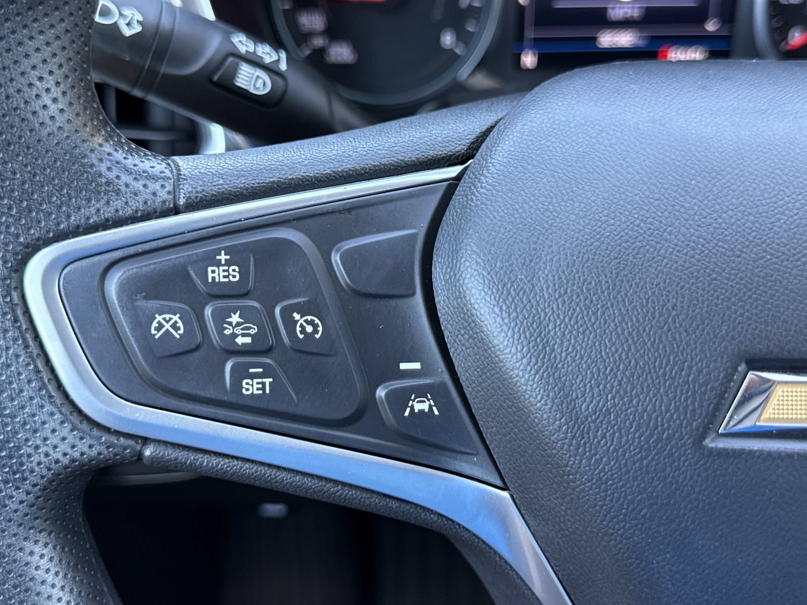 Used 2023 Chevrolet Equinox LS w/ LS Convenience Package FWD image 19