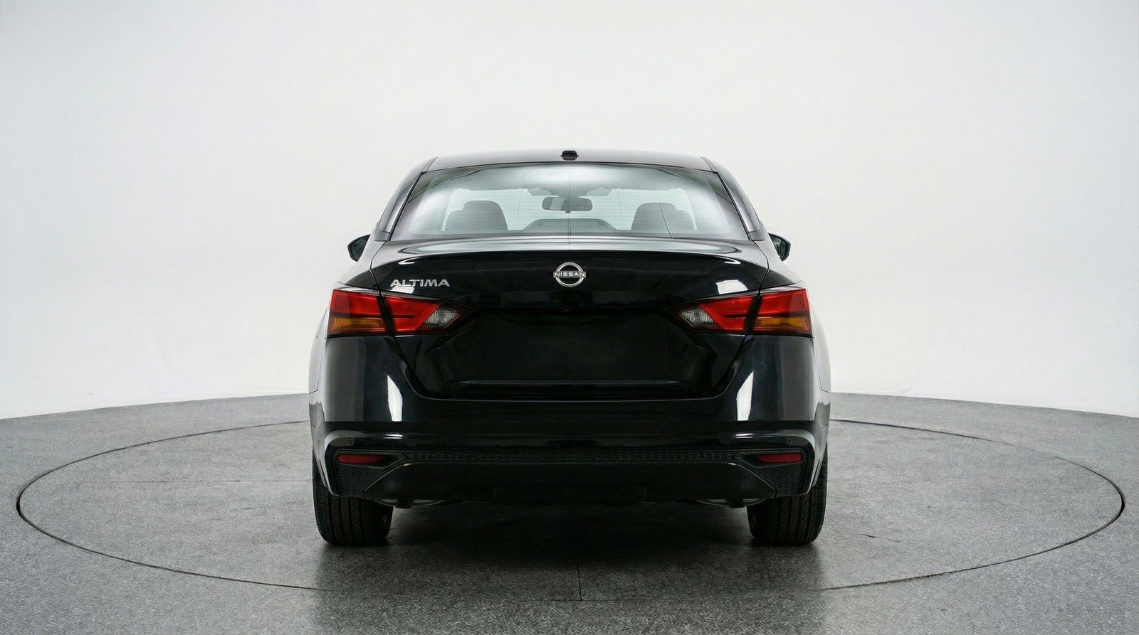 Used 2025 Nissan Altima 2.5 SV image 7