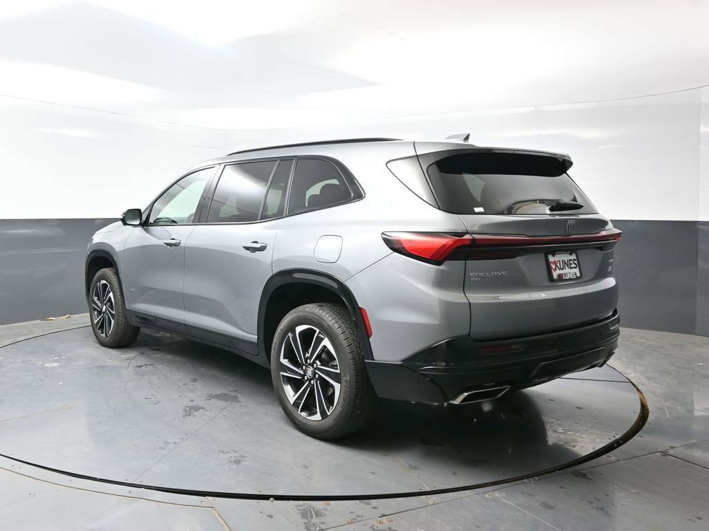 Used 2025 Buick Enclave Sport Touring AWD/4WD image 12