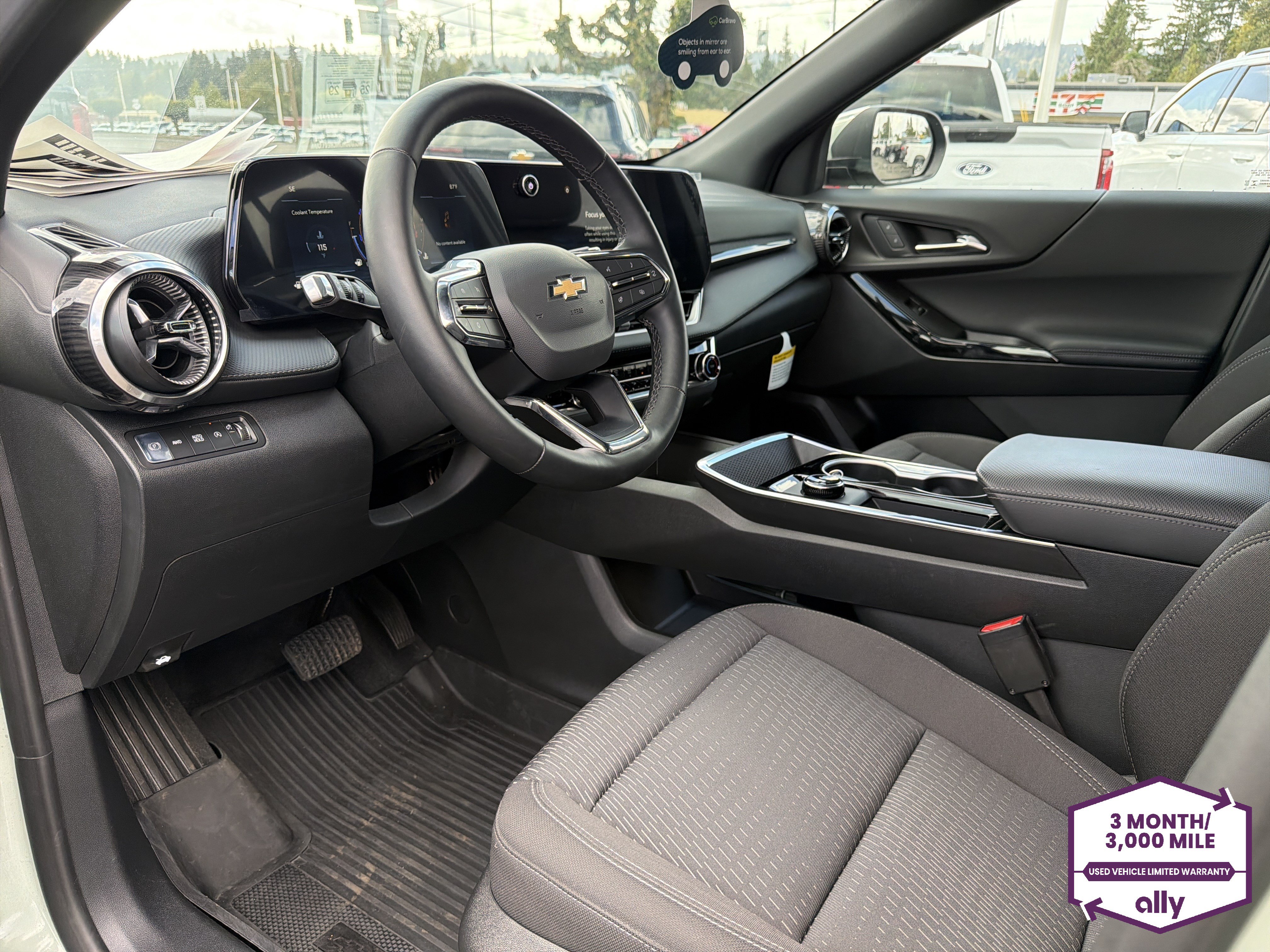 Certified 2026 Chevrolet Equinox LT w/ LPO, Floor Liner Package AWD/4WD image 9