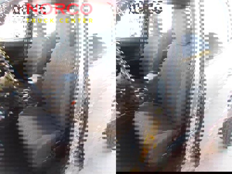 Used 2018 Toyota Tacoma TRD Sport w/ Technology Package image 14