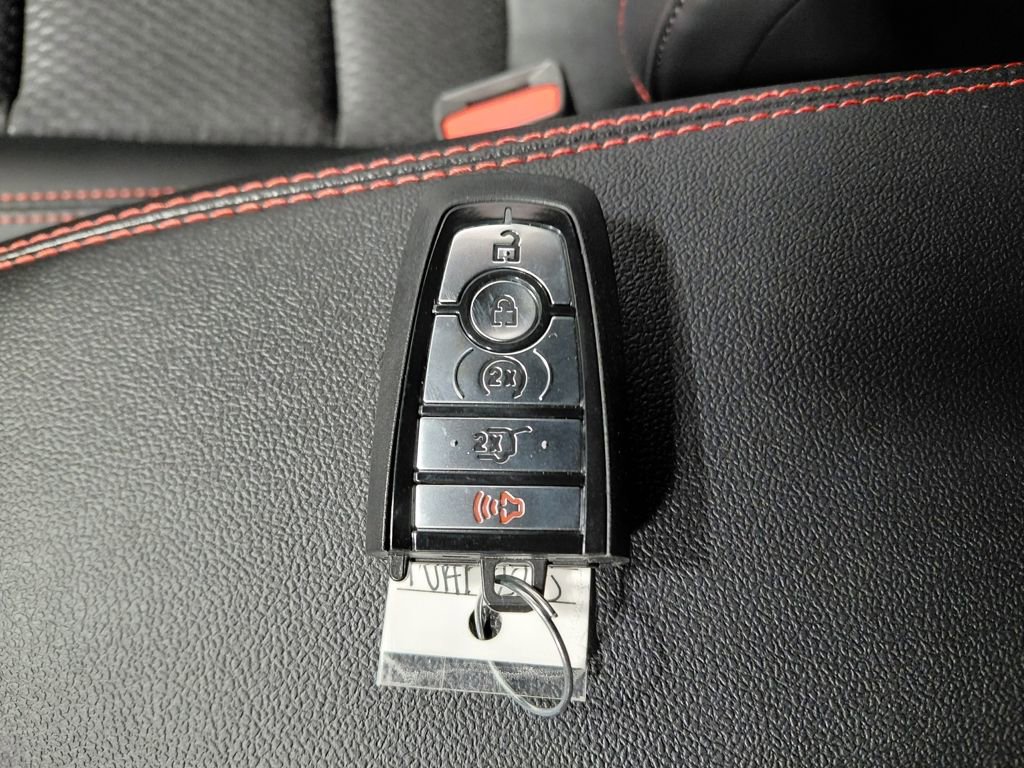 New 2026 Ford Escape ST-Line w/ Tech Pack #1 image 5