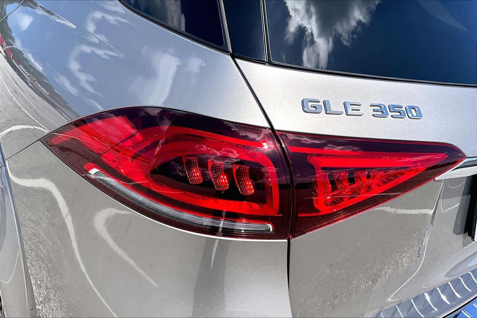 Used 2021 Mercedes-Benz GLE 350 image 29