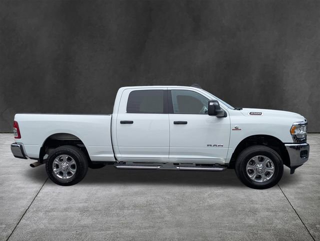 Used 2024 RAM 2500 Big Horn AWD/4WD image 3
