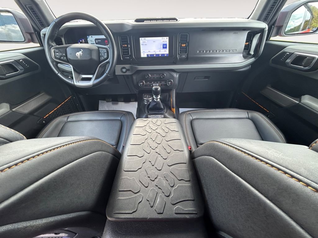 Used 2023 Ford Bronco Badlands image 18