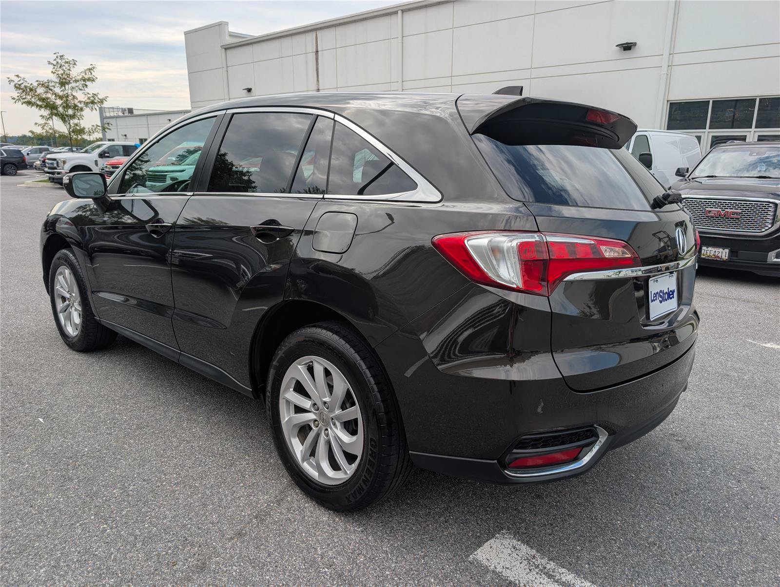 Used 2016 Acura RDX AWD image 3