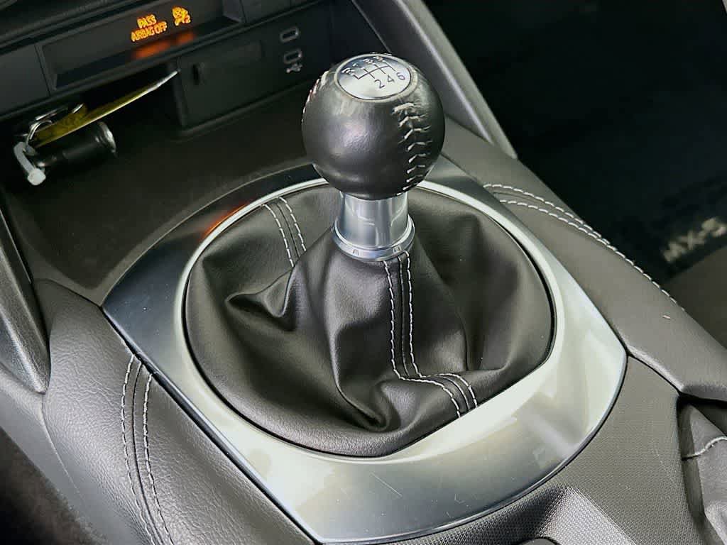 Used 2024 MAZDA MX-5 Miata Club image 17